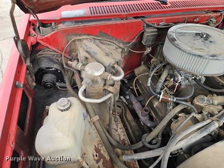 image for item EO7305 1986 Chevrolet K20  pickup truck