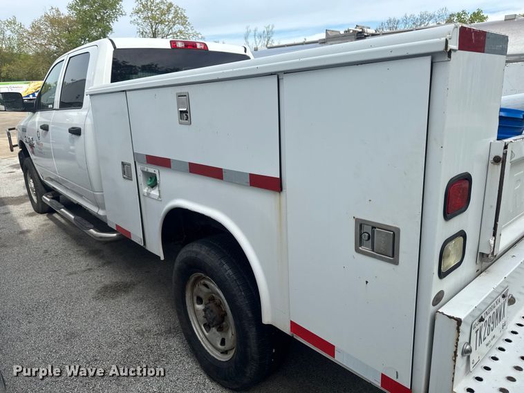 image for item ER0480 2014 RAM 2500 Crew Cab utility bed pickup truck