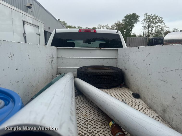image for item ER0480 2014 RAM 2500 Crew Cab utility bed pickup truck