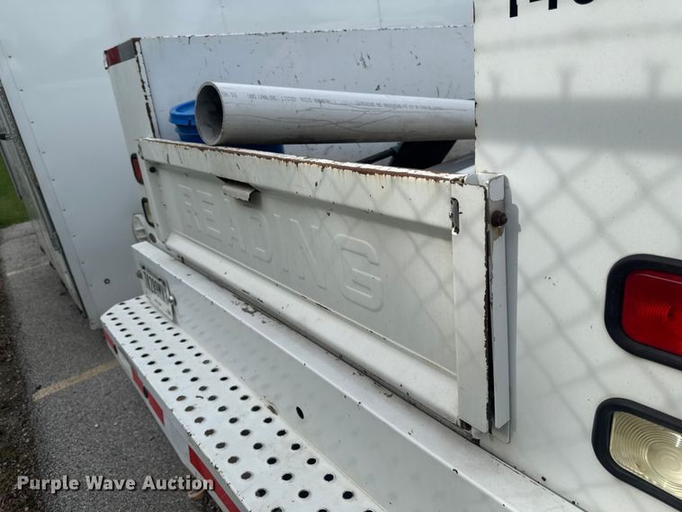image for item ER0480 2014 RAM 2500 Crew Cab utility bed pickup truck