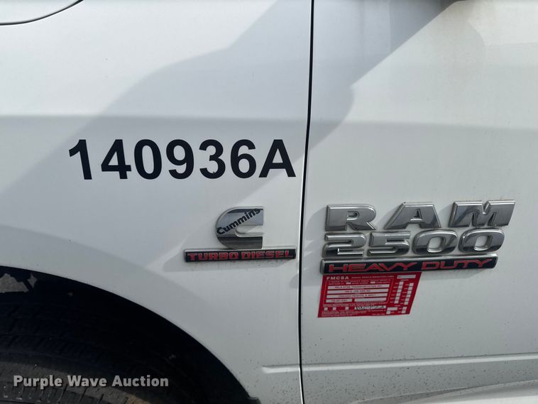 image for item ER0480 2014 RAM 2500 Crew Cab utility bed pickup truck