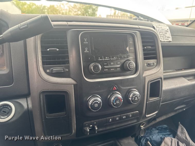 image for item ER0480 2014 RAM 2500 Crew Cab utility bed pickup truck