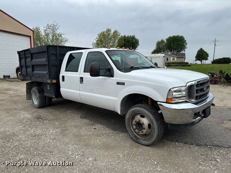 image for item ER0494 2004 Ford F550 Super Duty Crew Cab dump truck