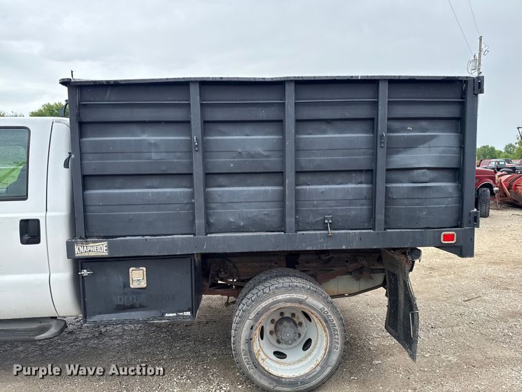 image for item ER0494 2004 Ford F550 Super Duty Crew Cab dump truck