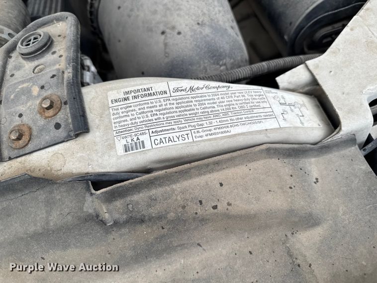 image for item ER0494 2004 Ford F550 Super Duty Crew Cab dump truck