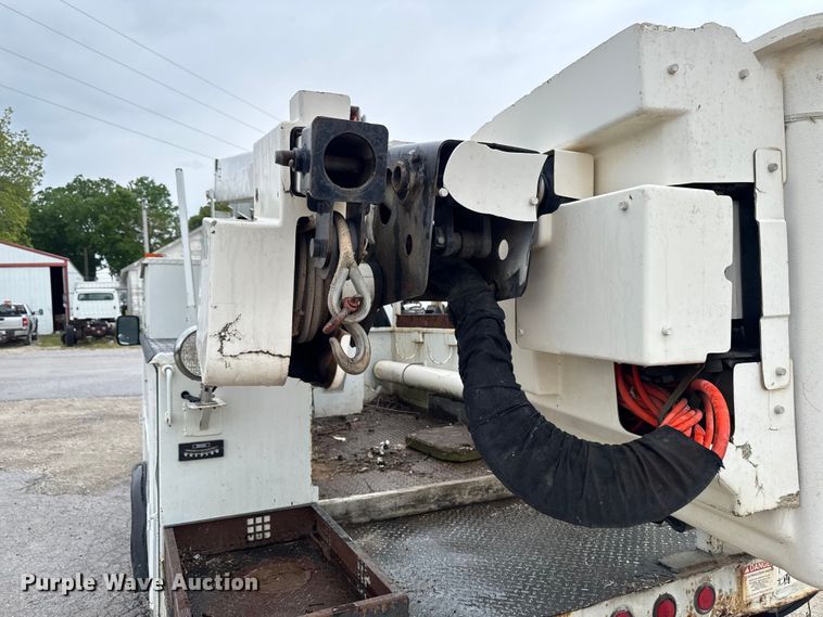 image for item ER0495 2009 Dodge Ram 5500 bucket truck