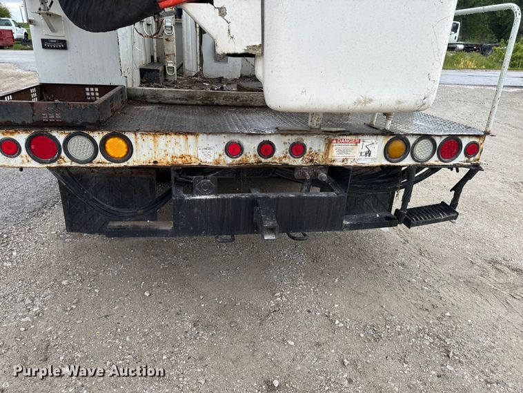 image for item ER0495 2009 Dodge Ram 5500 bucket truck