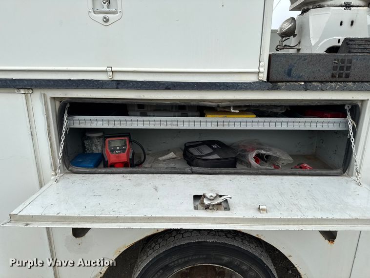 image for item ER0495 2009 Dodge Ram 5500 bucket truck