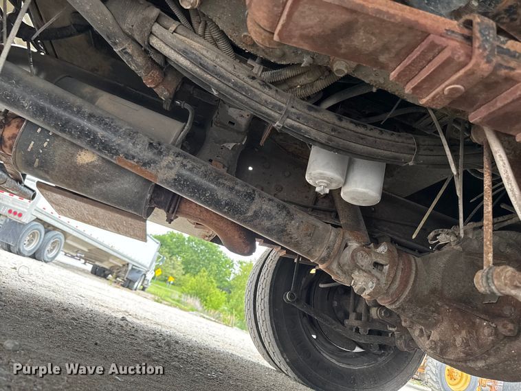 image for item ER0495 2009 Dodge Ram 5500 bucket truck