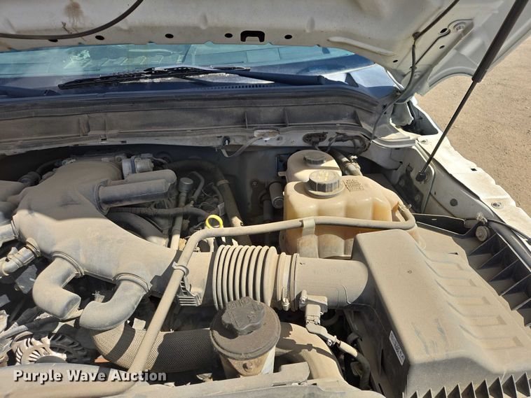 image for item ER1556 2014 Ford F-550 flatbed truck