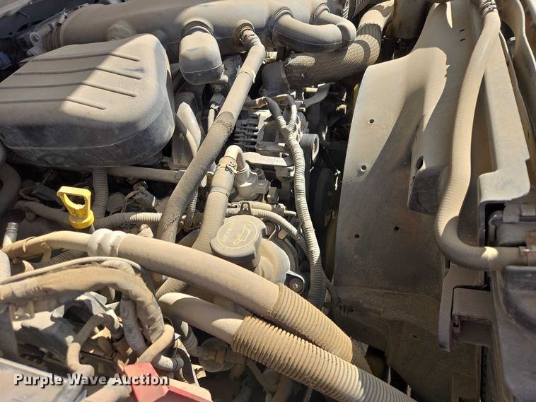 image for item ER1556 2014 Ford F-550 flatbed truck
