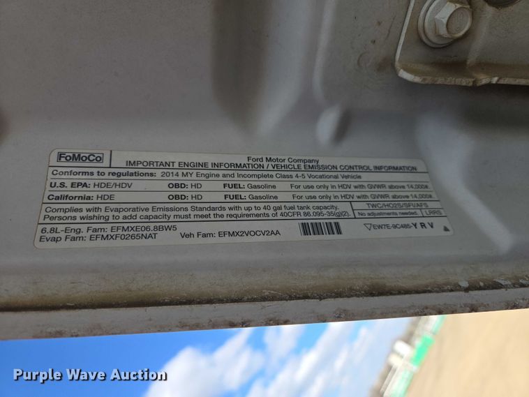image for item ER1556 2014 Ford F-550 flatbed truck
