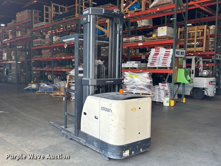 image for item ER7565 2016 Crown SP3520-30 order picker
