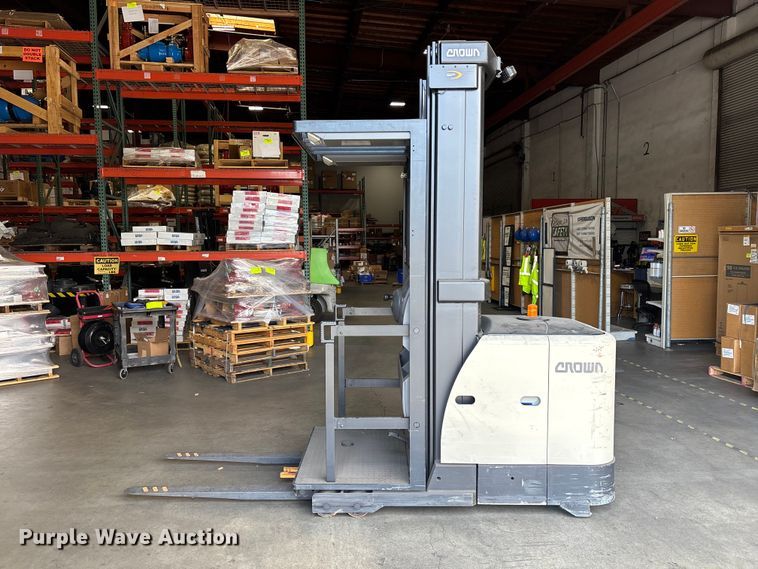 image for item ER7565 2016 Crown SP3520-30 order picker