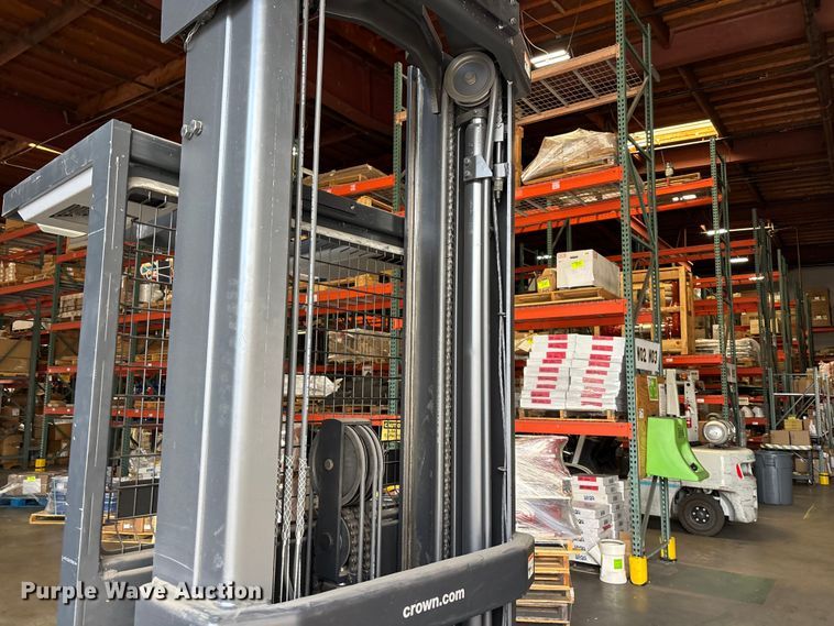image for item ER7565 2016 Crown SP3520-30 order picker