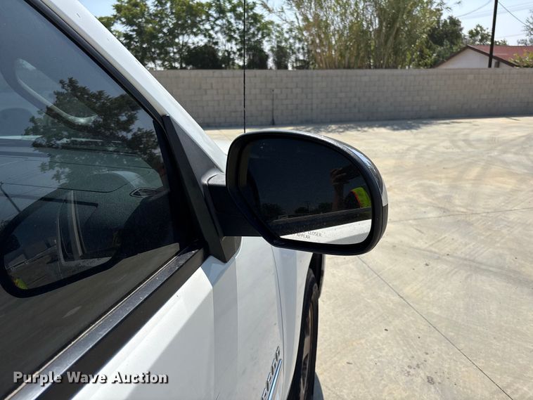 image for item ER7589 2012 Chevrolet Silverado 1500 Ext. Cab pickup truck