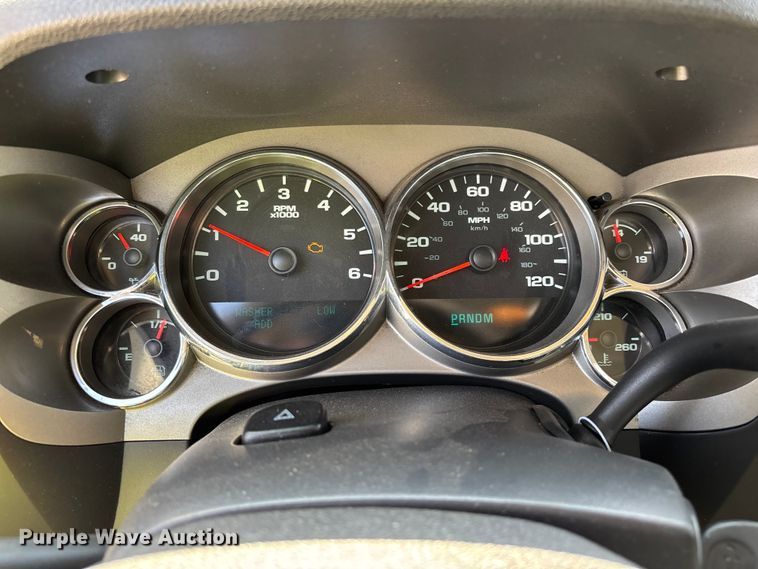 image for item ER7589 2012 Chevrolet Silverado 1500 Ext. Cab pickup truck