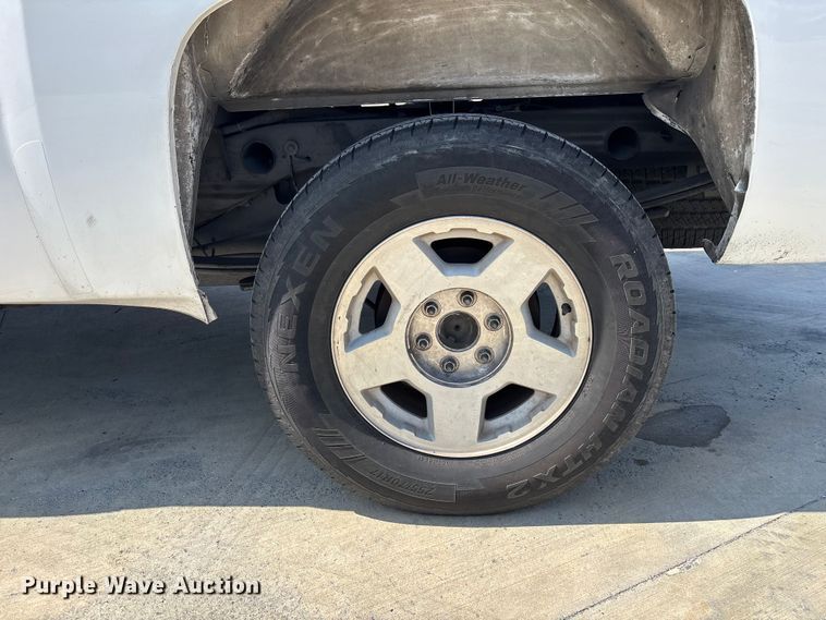 image for item ER7589 2012 Chevrolet Silverado 1500 Ext. Cab pickup truck