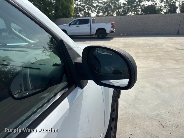 image for item ER7592 2010 Chevrolet Silverado 1500 Ext. Cab pickup truck