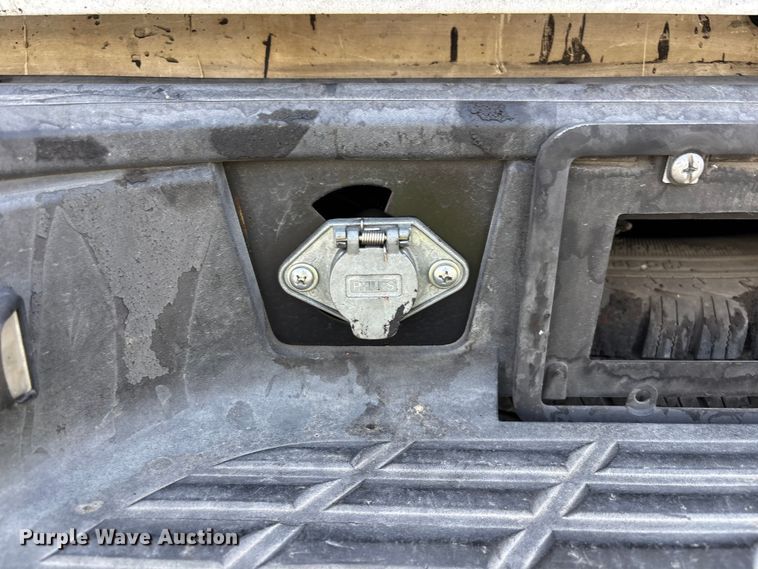 image for item ER7592 2010 Chevrolet Silverado 1500 Ext. Cab pickup truck