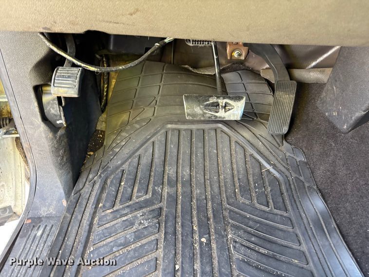 image for item ER7592 2010 Chevrolet Silverado 1500 Ext. Cab pickup truck