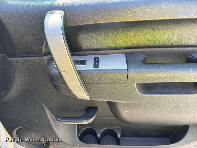 image for item ER7592 2010 Chevrolet Silverado 1500 Ext. Cab pickup truck