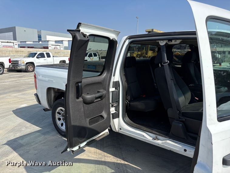 image for item ER7592 2010 Chevrolet Silverado 1500 Ext. Cab pickup truck