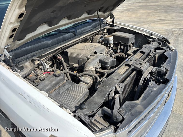 image for item ER7592 2010 Chevrolet Silverado 1500 Ext. Cab pickup truck