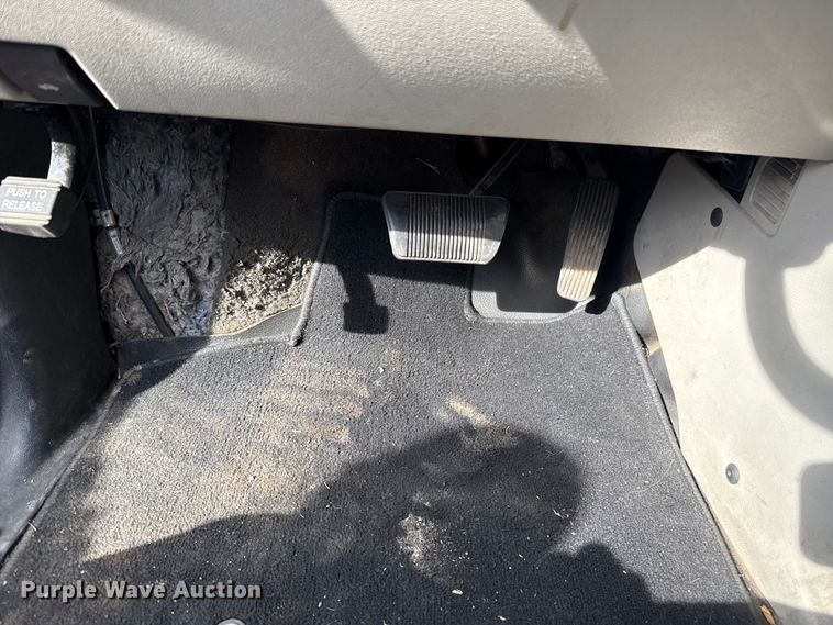 image for item ES5927 2019 Dodge Grand Caravan handicap accessible van