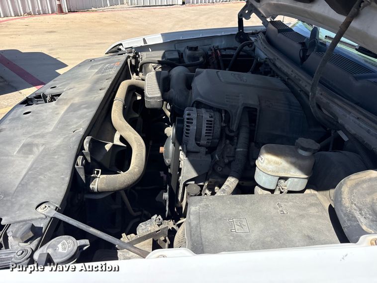 image for item ES8710 2011 Chevrolet Silverado 1500 Ext. Cab pickup truck