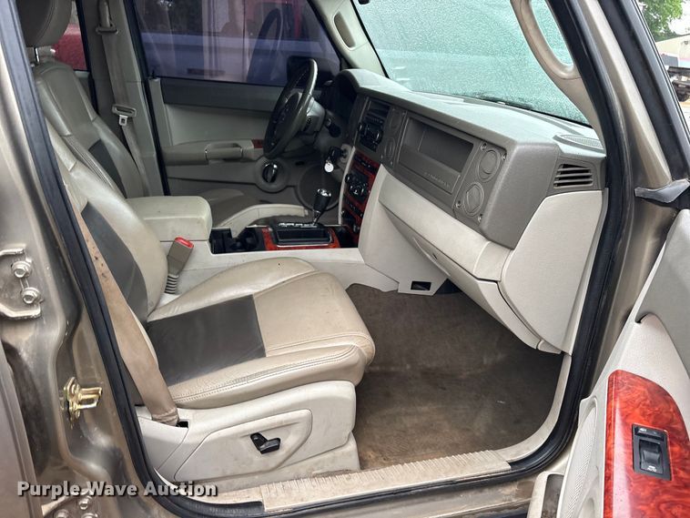 image for item ES8920 2006 Jeep Commander Limited  SUV