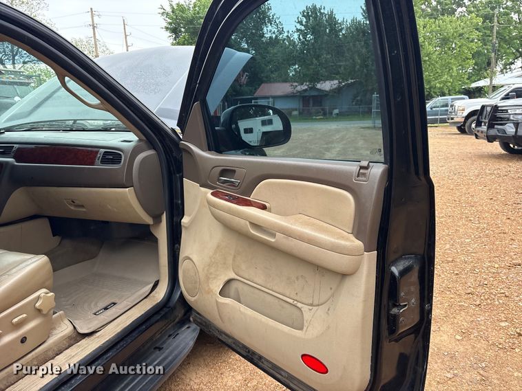 image for item ES8921 2009 Chevrolet Tahoe SUV