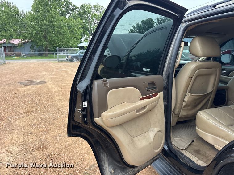 image for item ES8921 2009 Chevrolet Tahoe SUV