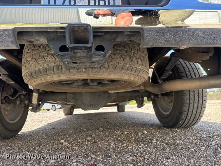 image for item ET1907 2023 Chevrolet Silverado 1500 Crew Cab pickup truck