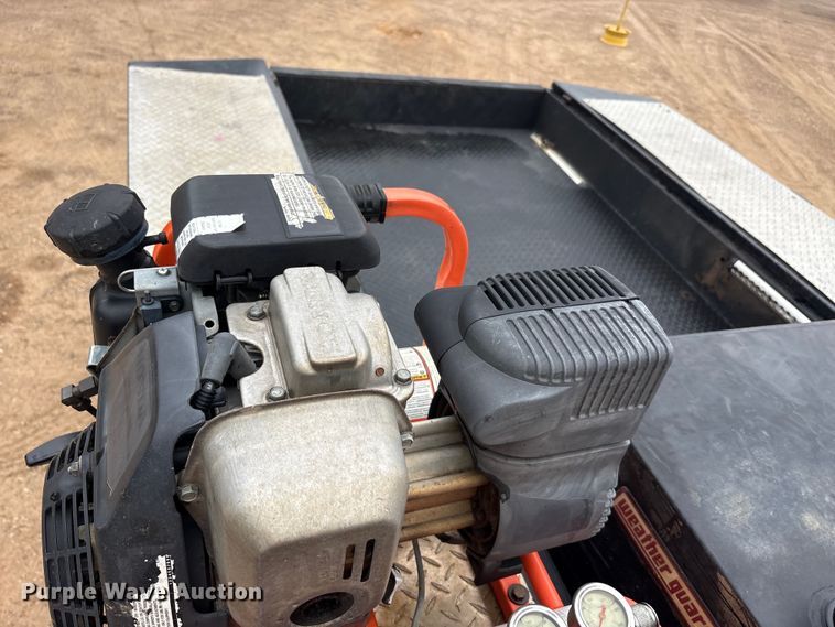 image for item ET2010 2021 Chevrolet Silverado 3500HD Crew Cab flatbed pickup truck