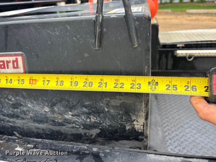 image for item ET2010 2021 Chevrolet Silverado 3500HD Crew Cab flatbed pickup truck