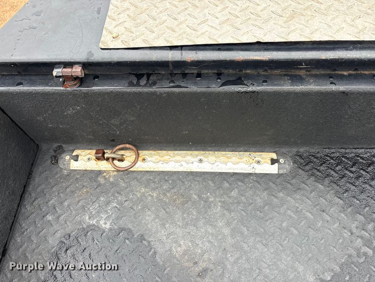 image for item ET2010 2021 Chevrolet Silverado 3500HD Crew Cab flatbed pickup truck