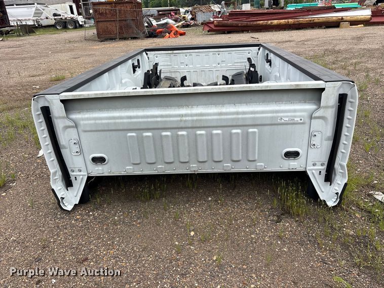image for item ET2039 Ford F250 pickup truck bed