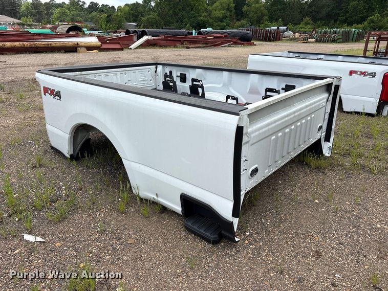 image for item ET2039 Ford F250 pickup truck bed