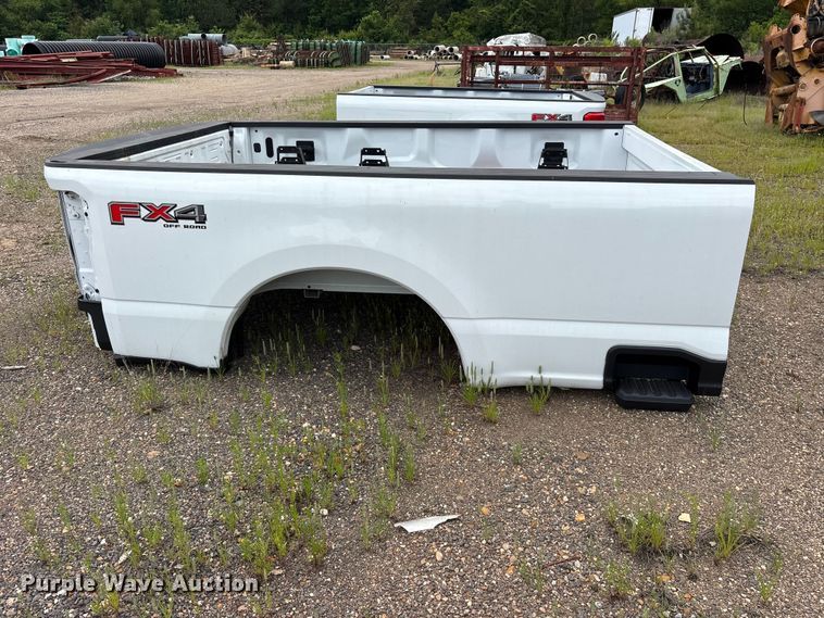 image for item ET2039 Ford F250 pickup truck bed