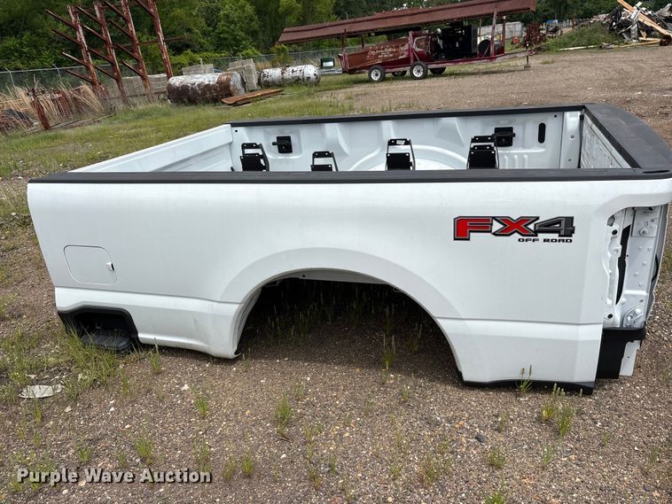 image for item ET2039 Ford F250 pickup truck bed