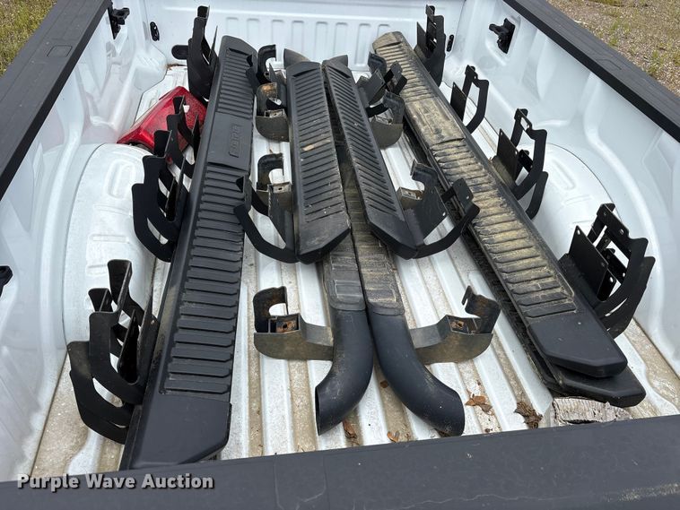 image for item ET2039 Ford F250 pickup truck bed