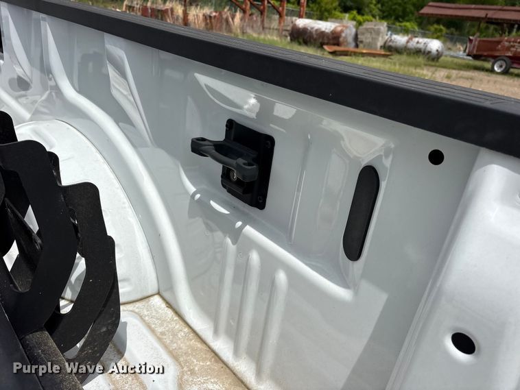 image for item ET2039 Ford F250 pickup truck bed