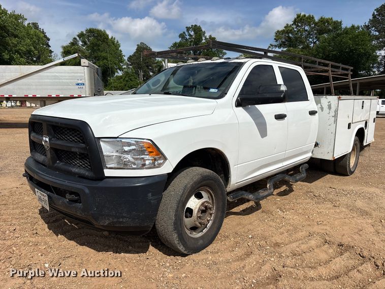 2017 RAM 3500 Crew Cab utility bed pickup truck