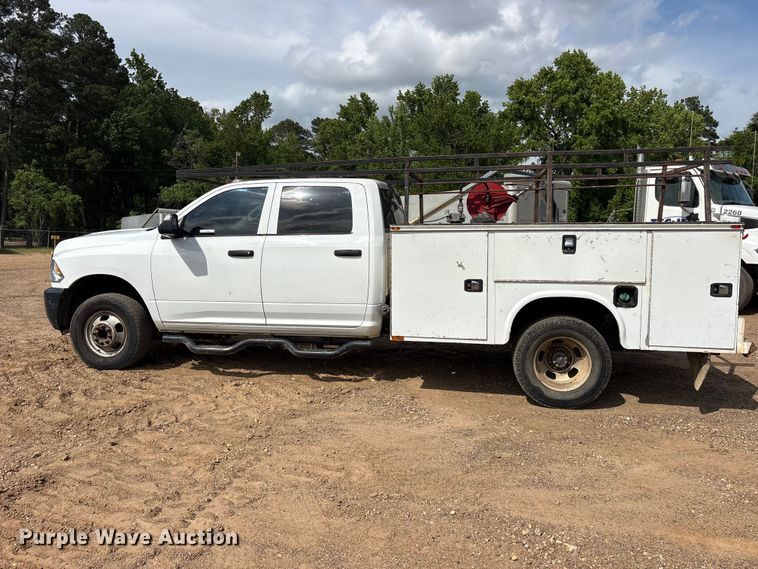 image for item ET2046 2017 RAM 3500 Crew Cab utility bed pickup truck