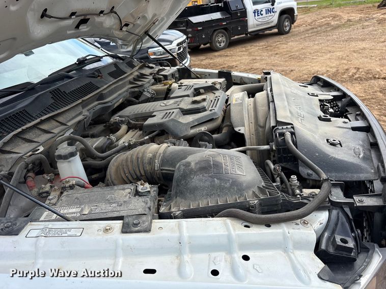 image for item ET2046 2017 RAM 3500 Crew Cab utility bed pickup truck