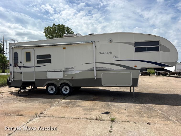 image for item ET2048 2004 Outback  Keystone camper