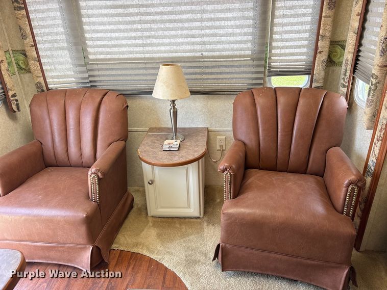 image for item ET2048 2004 Outback  Keystone camper