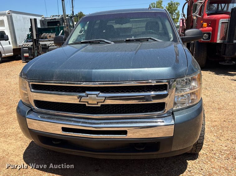 image for item ET2071 2009 Chevrolet Silverado Hybrid Crew Cab pickup truck