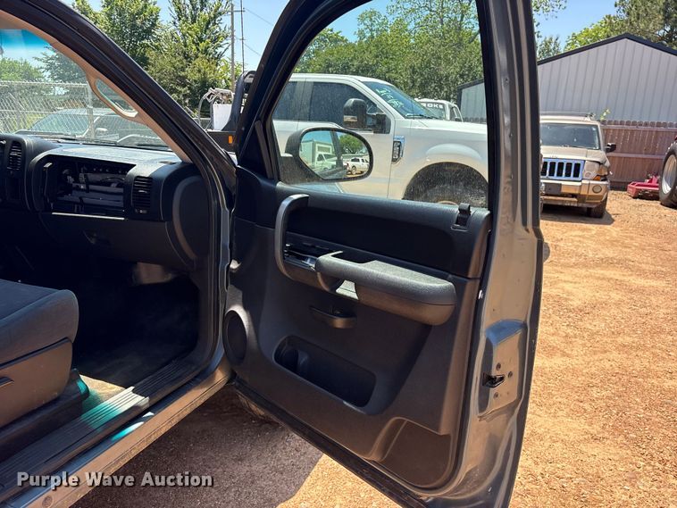 image for item ET2071 2009 Chevrolet Silverado Hybrid Crew Cab pickup truck